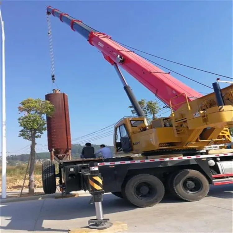 招远专业吊车租赁多少钱