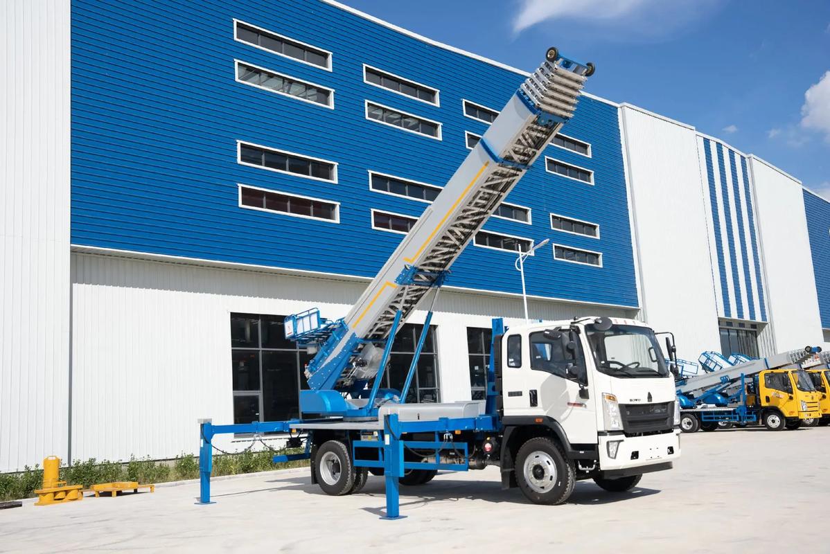 招远小型云梯车上料车租赁多少钱