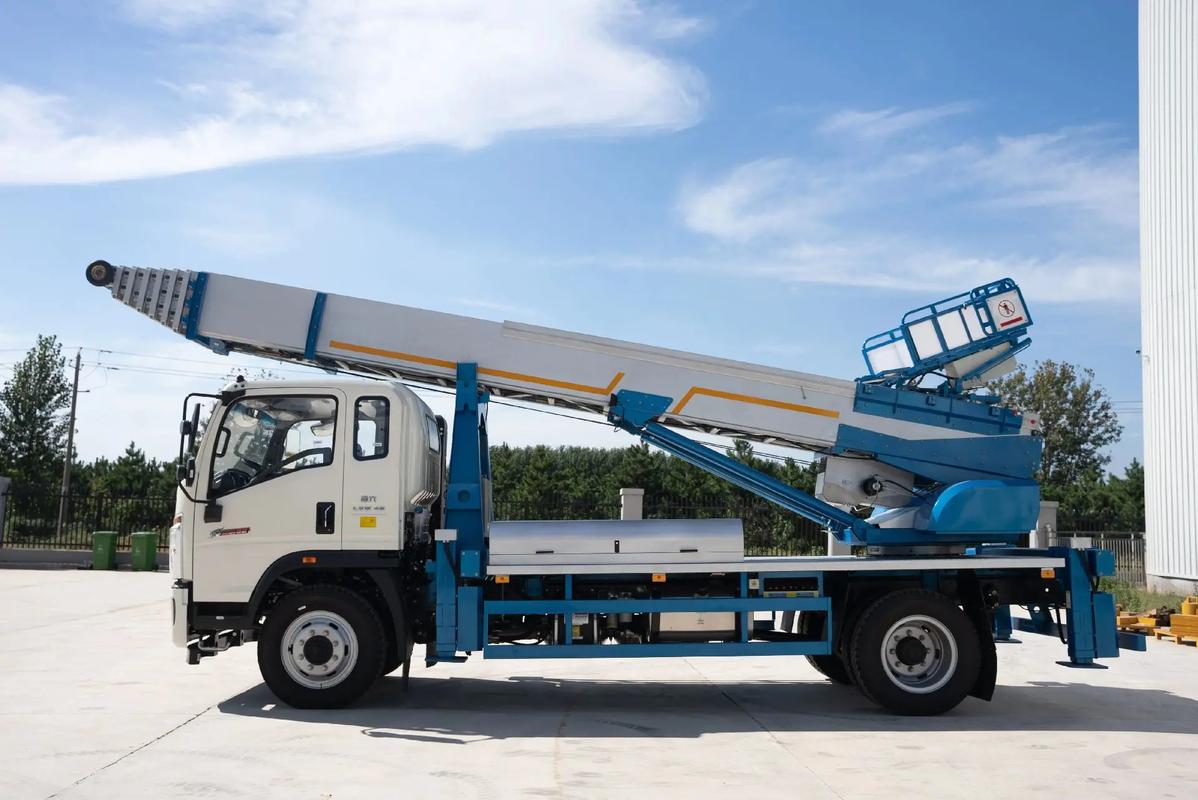 招远云梯上料车租赁费用