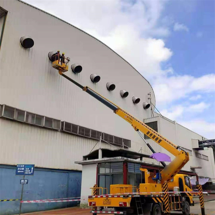 招远高空作业车出租服务：专业广告牌安装解决方案