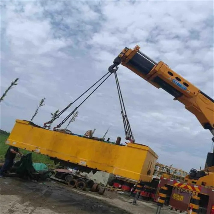 招远随车吊吊集装箱怎么吊